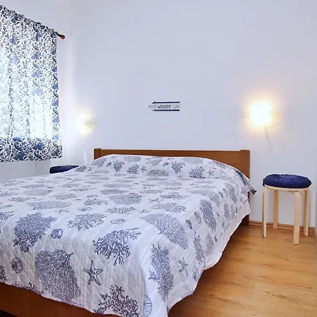 Apartment Bujas *